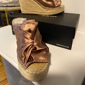 *BRAND NEW* Kenneth Cole Satin Espadrilles